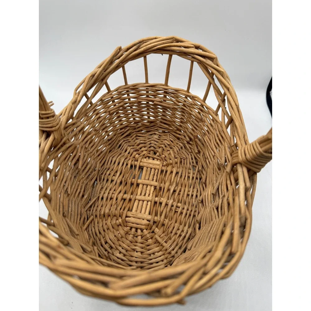 Vintage Rustic Woven Wicker Basket with High Handle Scalloped Rim Tan Willow‎